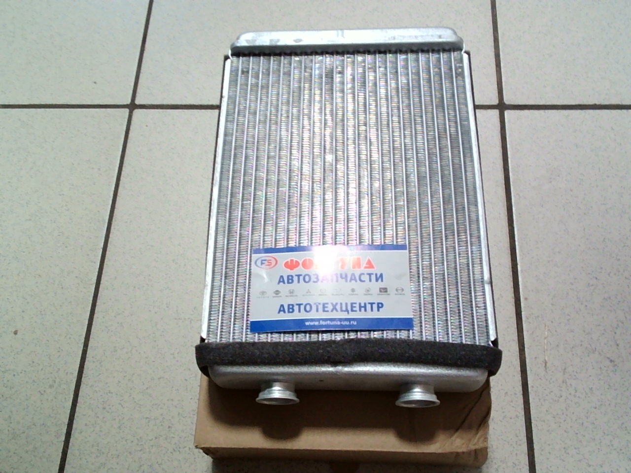 Радиатор отопителя NDT-2105 NARICHIN /TOYOTA HIACE 90-99/ на  