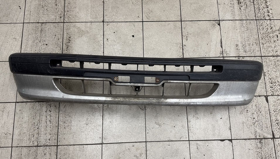 Бампер TOY COROLLA 110 (1995-1997) двойной /черн-серый/ [б/у] на БАМПЕР TOYOTA