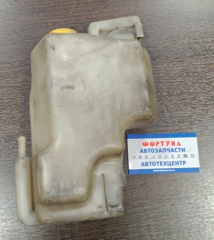 Бачок расширительный NIS AD Y10 GA15DE [б/у] на Бачок расширительный NISSAN