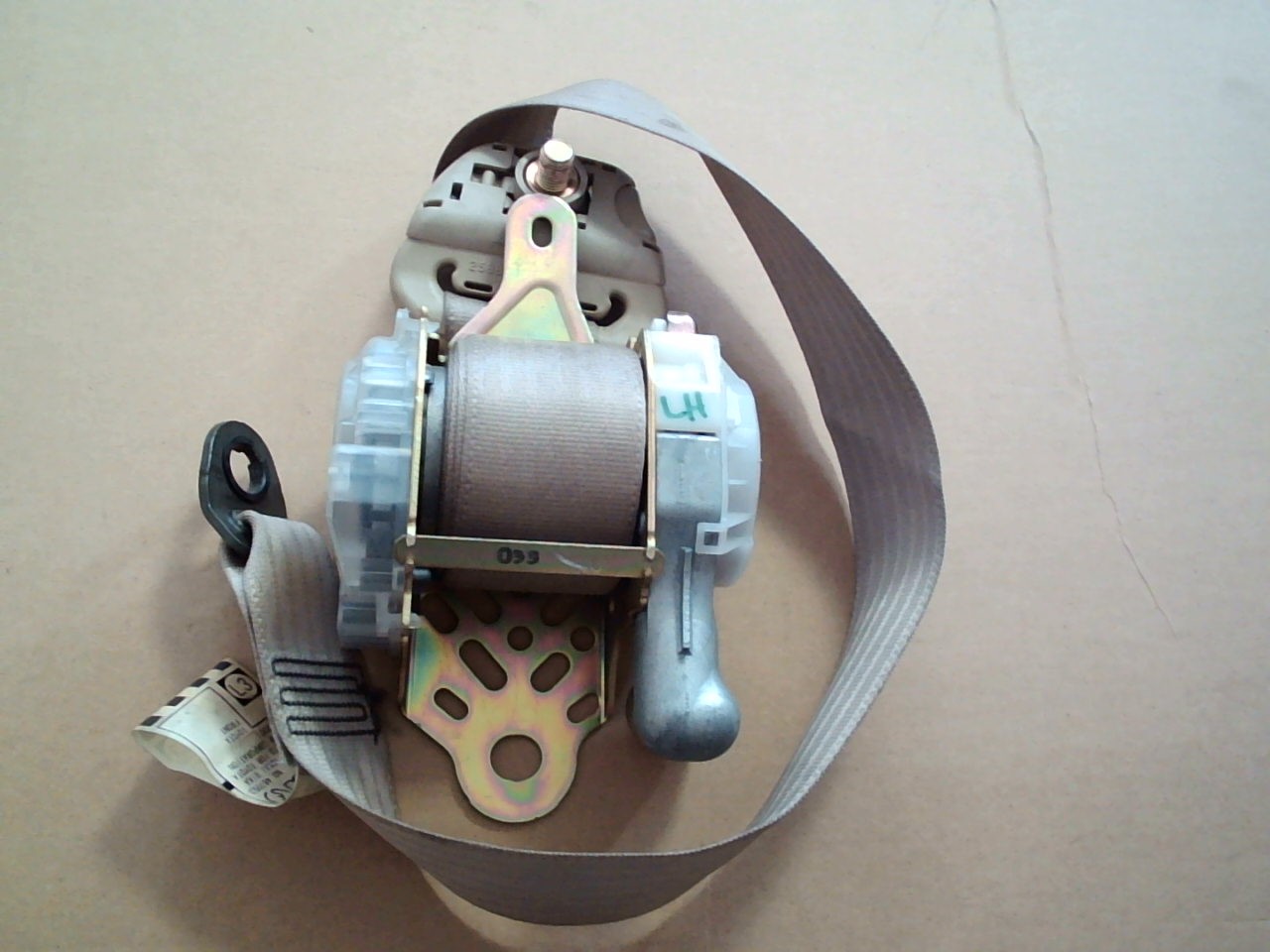 Ремень безопасности TOY FIELDER 121 Front LH /Светлый/ 2001 [б/у] на  TOYOTA