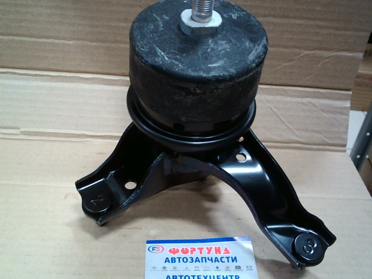 Подушка двигателя 12362-36052 TOYOTA /RH CAMRY ACV51,  ASV50,  ASV60 '11-/ на  