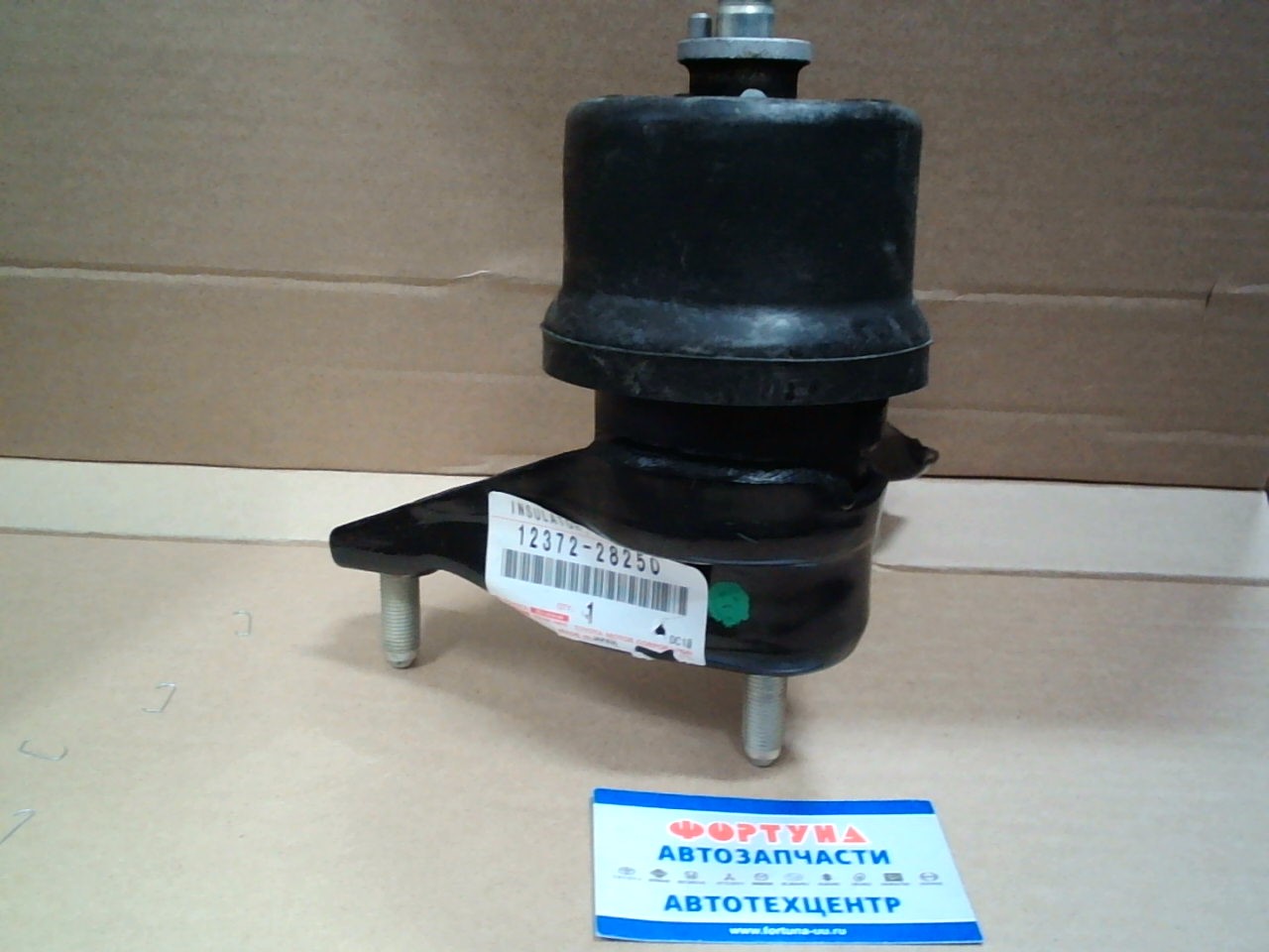 Подушка двигателя 12372-28250 TOYOTA /LH CAMRY ACV51,  ASV50,  ASV60 '11-/ на  