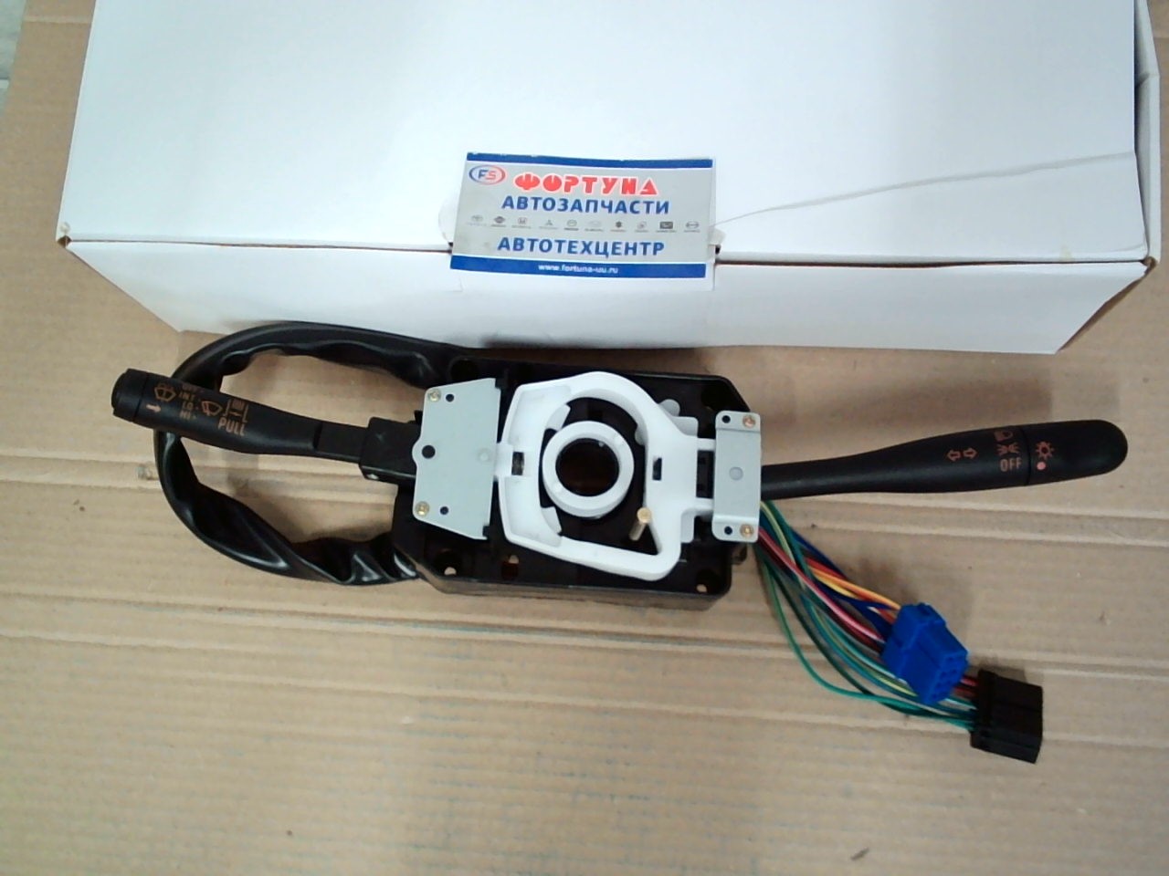 Переключатель подрулевой 8-97364073-0 TW /ELF 93-03 Правый руль/ на  