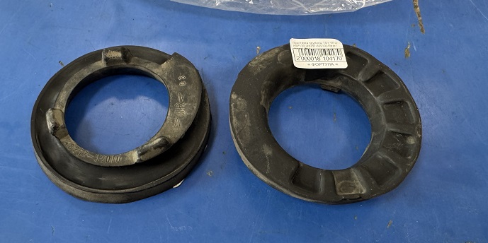 Проставка пружины TOY VITZ KSP130 [48257-52010] /Rear/ (пара) [б/у] на Проставка пружины TOYOTA