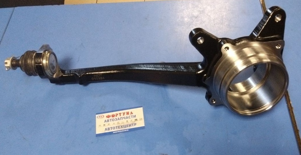 Кулак поворотный 43201-35081 DAGGER /Правый PRADO KZJ9#,  RZJ9#,  VZJ9# ABS/ на  