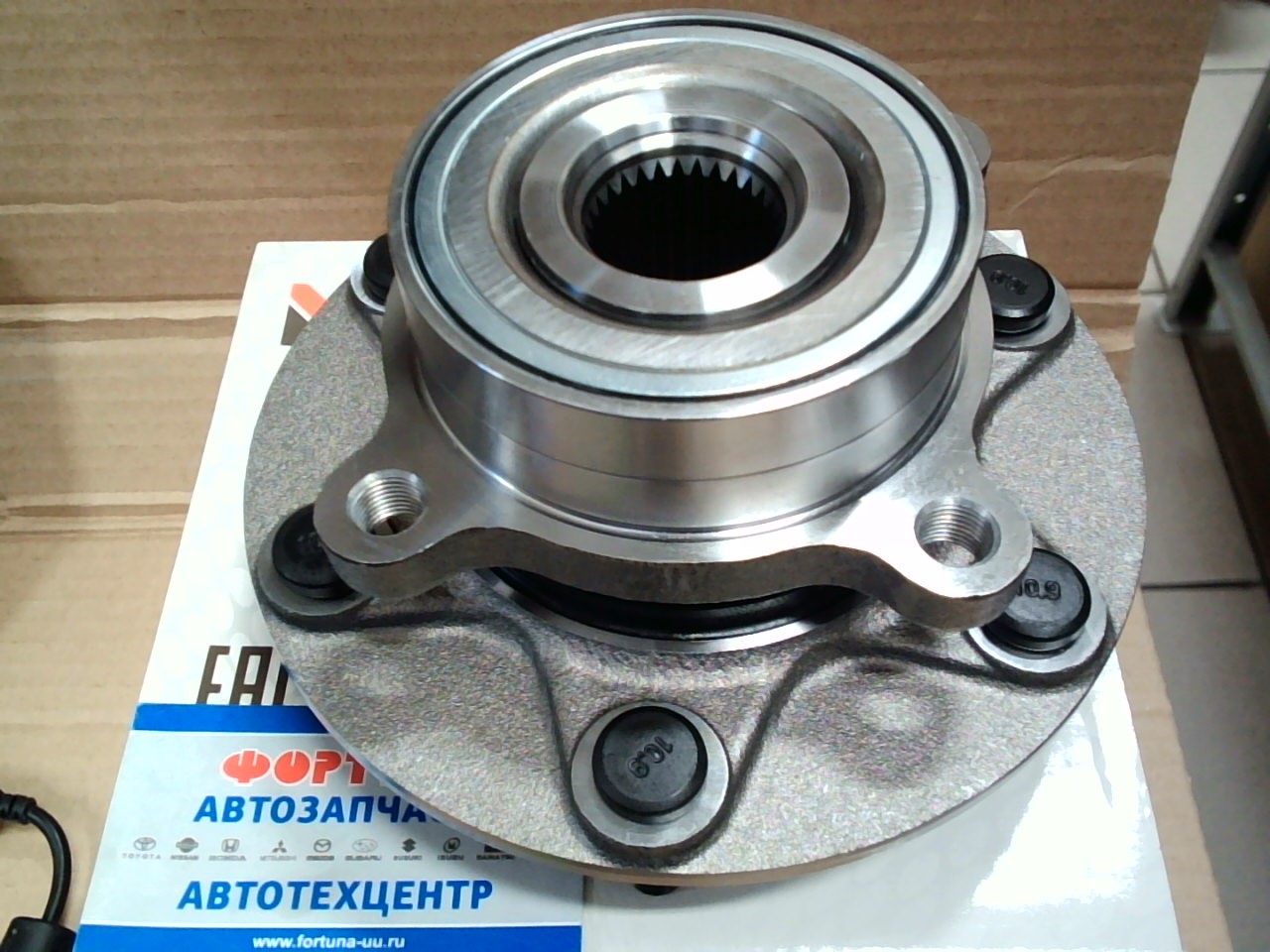 Ступица 52KWH01-Y--01 (NBM-1243) NARICHIN /в сборе,  MMC PAJERO IV / MONTERO V87W / V97W 2006-/ на  