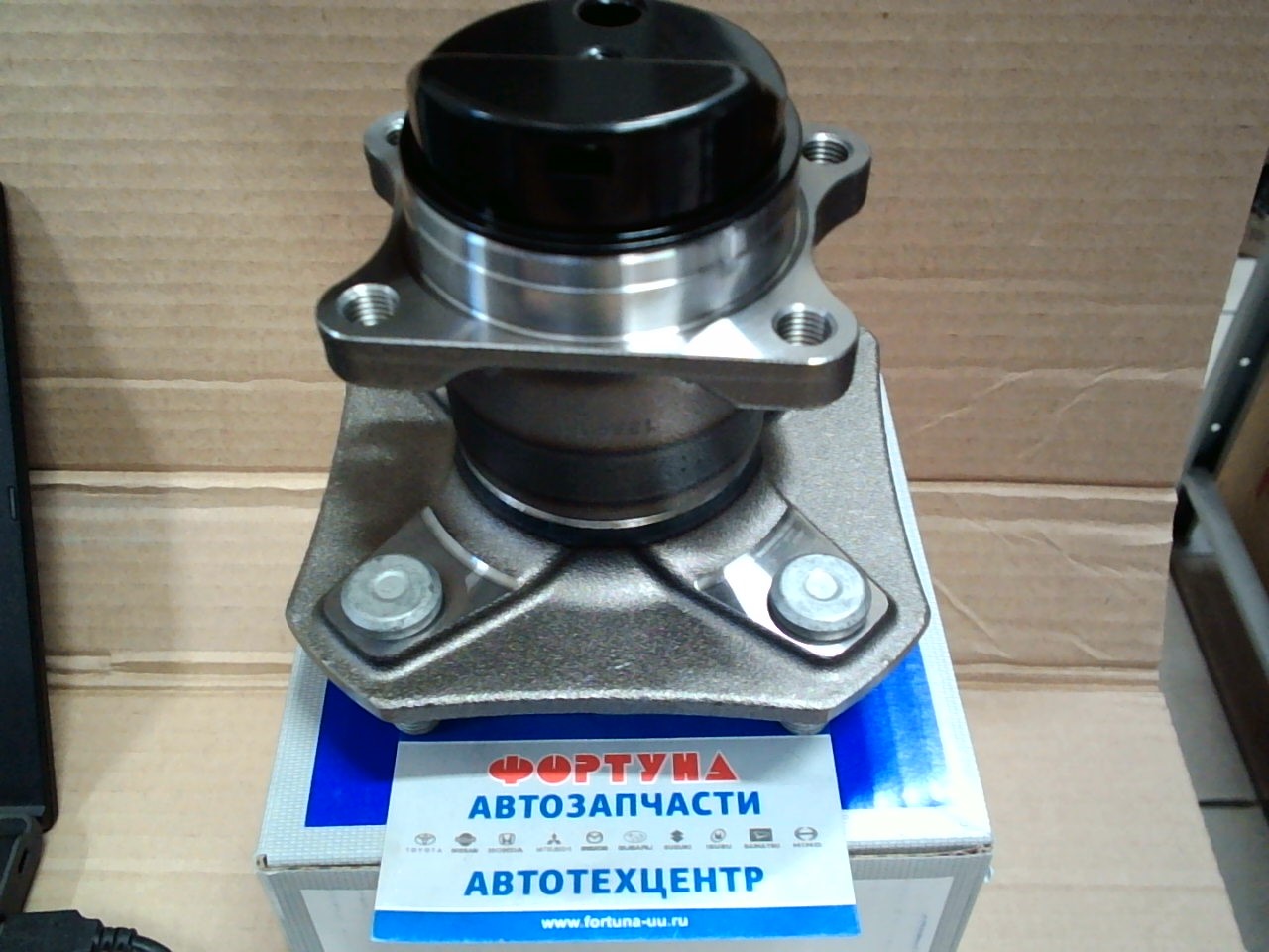 Ступица 44BWKH42B-Y01 NSK /REAR TIIDA C11 '11-/ на  