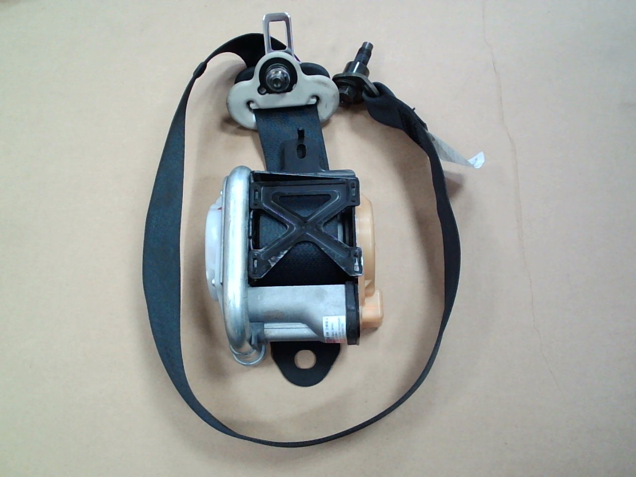 Ремень безопасности NIS NOTE E11 Front LH /Черный/ 2005 [б/у] на  