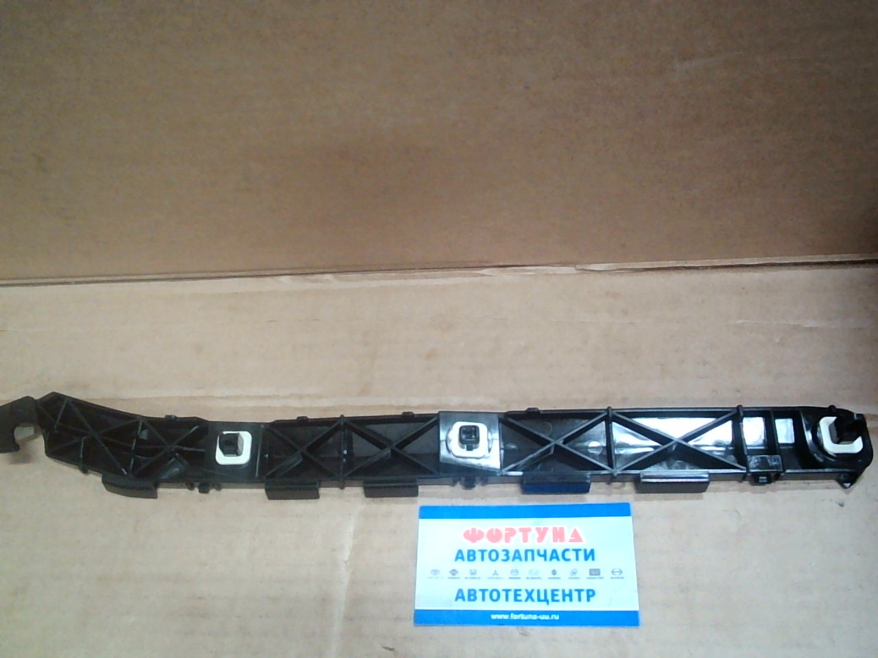 Клипса бампера [52156-68010] TOYOTA /REAR LH WISH ANE10, ZNE10 '03-'05/ на  