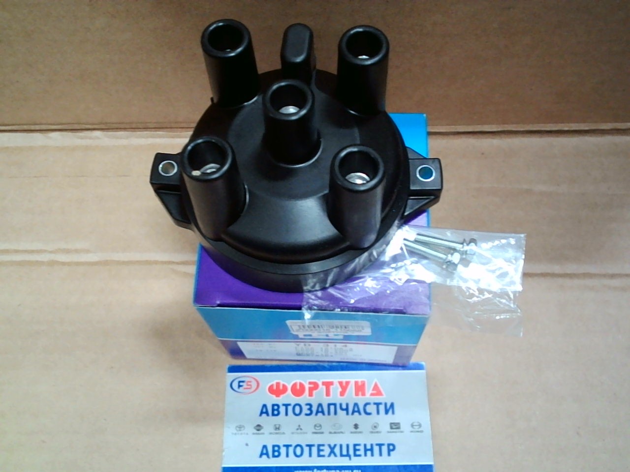 Крышка трамблёра YD-314 YEC /TF,  HA,  B3,  BJ '89-/ на  