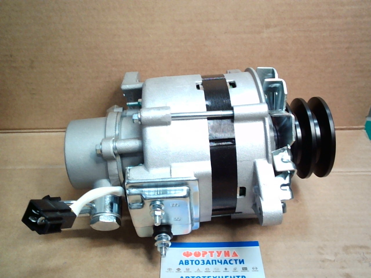 Генератор 2L,  3L (ALTY046) TW /65A,  зад. насос/ на  