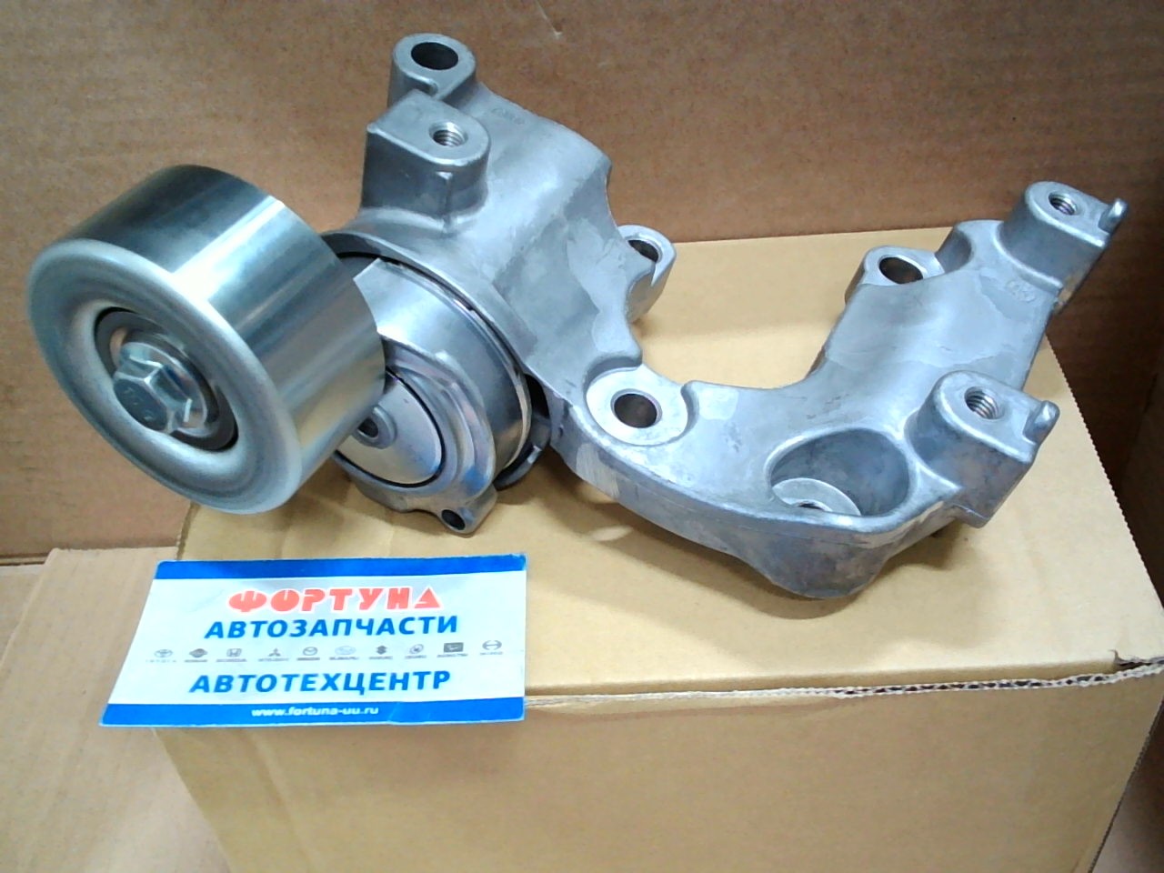 Натяжитель ремня 16620-31021 DAGGER /2GR-FE,  2GR-FSE,  4GR-FSE,  1GR-FE,  3GR-FE,  3GR-FSE,  5GR-FE,  6GR-FE/ на  